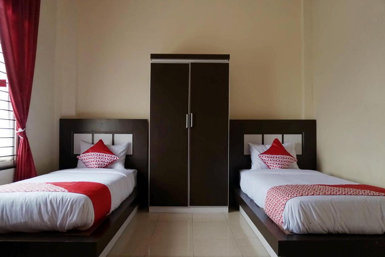 Oyo 1394 Rumaisa Homestay Syariah Pekanbaru Kültér fotó