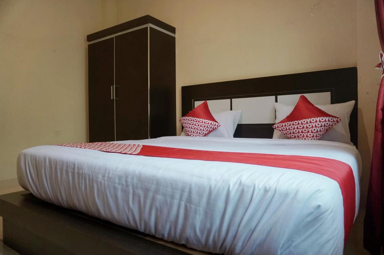 Oyo 1394 Rumaisa Homestay Syariah Pekanbaru Kültér fotó