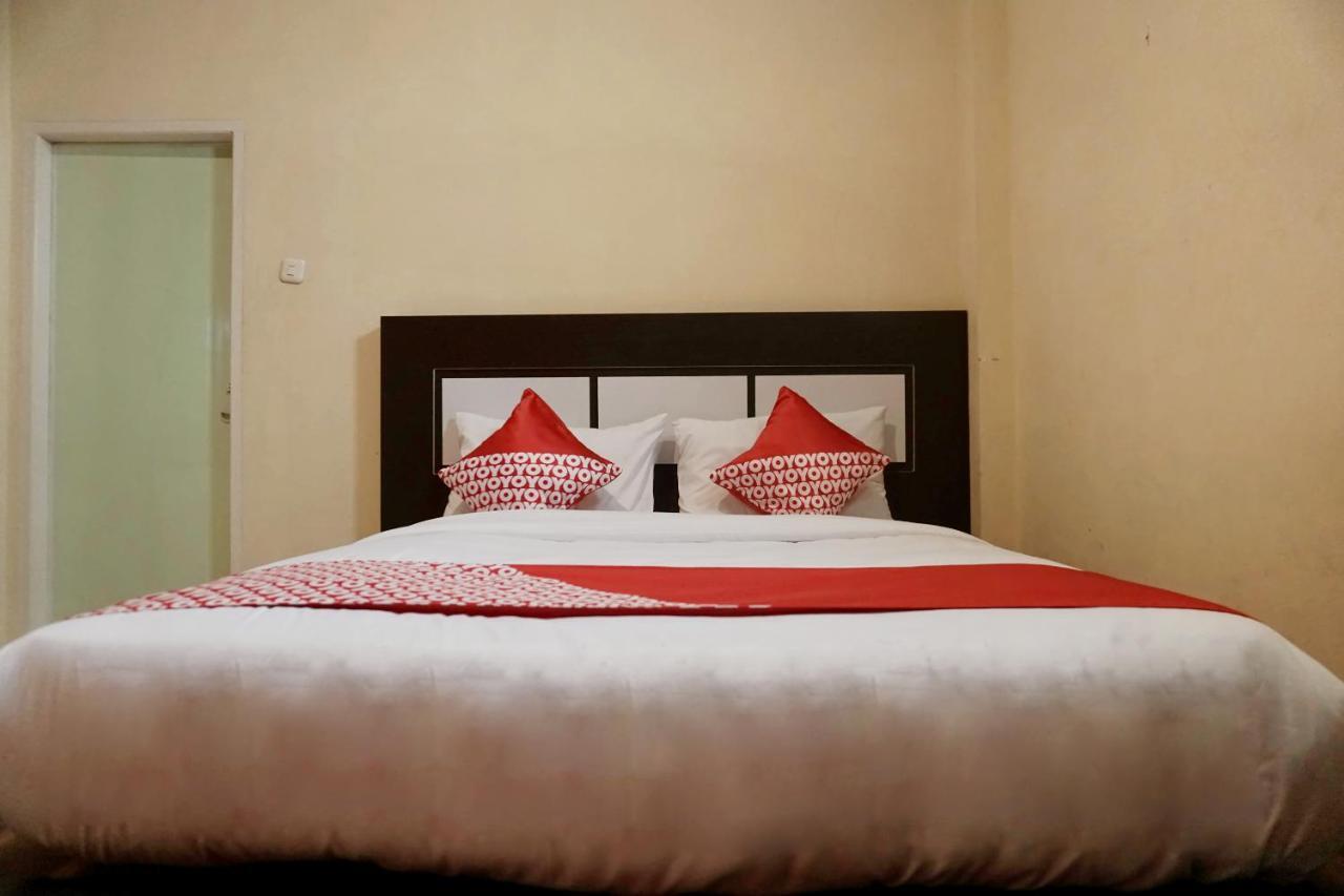 Oyo 1394 Rumaisa Homestay Syariah Pekanbaru Kültér fotó